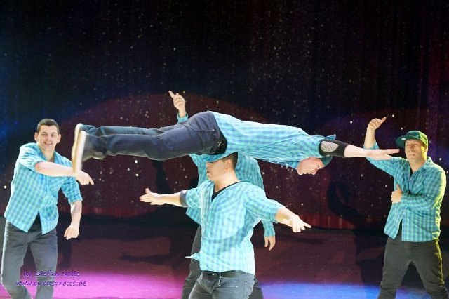 0073Heilbronner Weihnachtscircus2012(c)Stefan Nolte-www.circusphotos.de resized resized